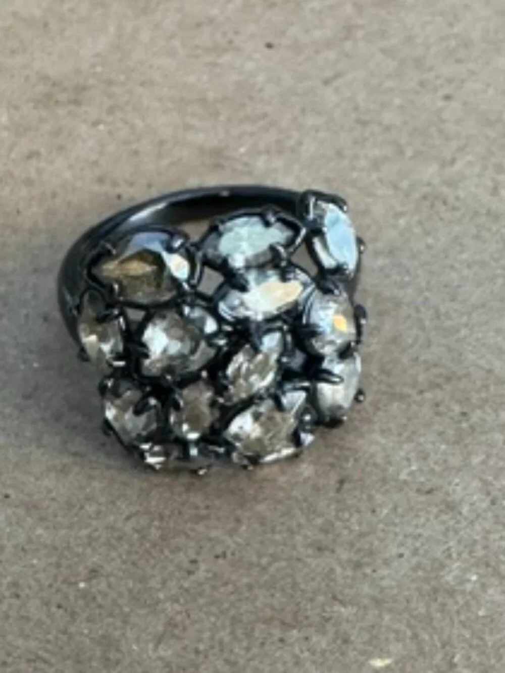 ALEXIS BITTAR CRYSTAL RUTHENIUM PLATED COCKTAIL RING - Picture 1 of 4